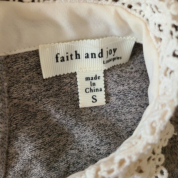 Faith and Joy sweater/top with lace collar - Picture 3 of 9
